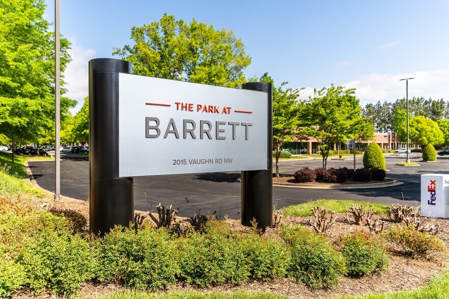 More Photos Of 2015 Vaughn Rd, Kennesaw Loft Creative Space For Sale