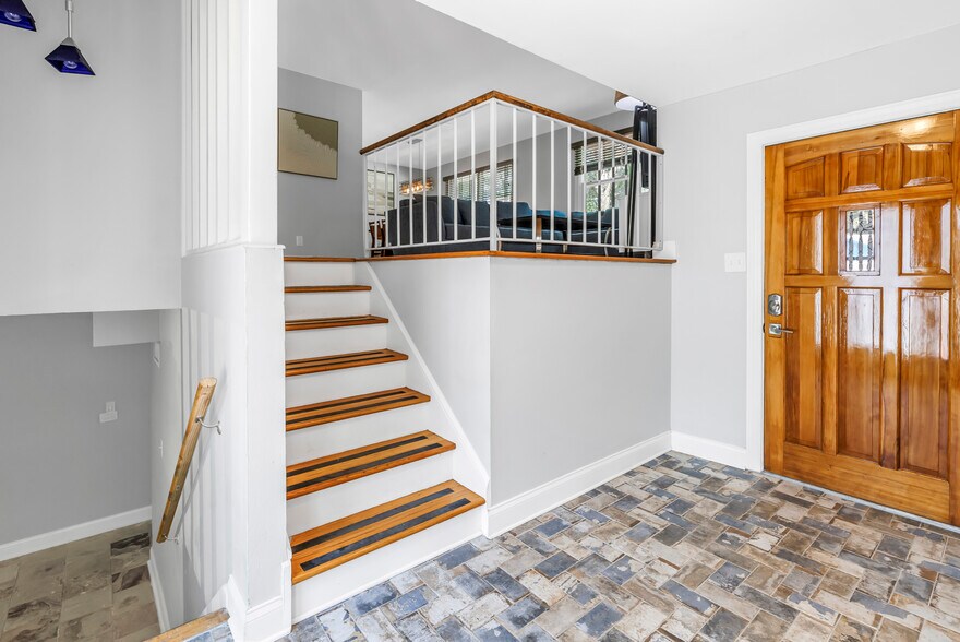 More Photos Of , Tampa Multifamily For Sale