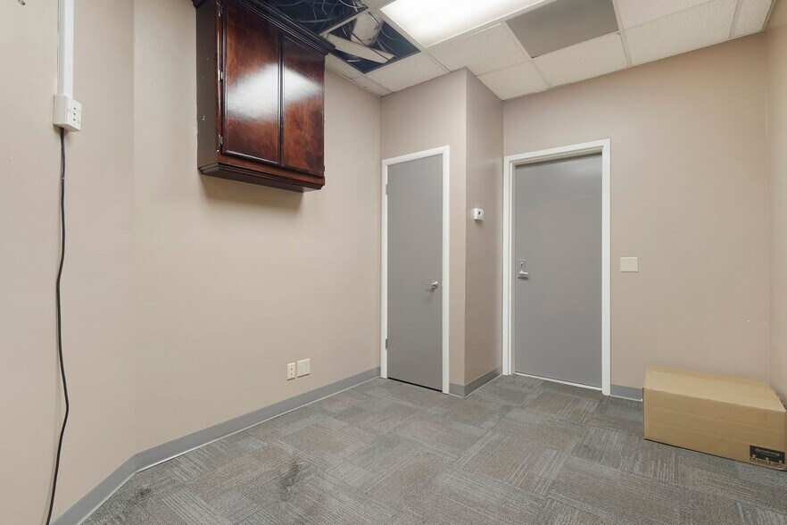 More Photos Of 500 W East Ave, Chico Office For Sale