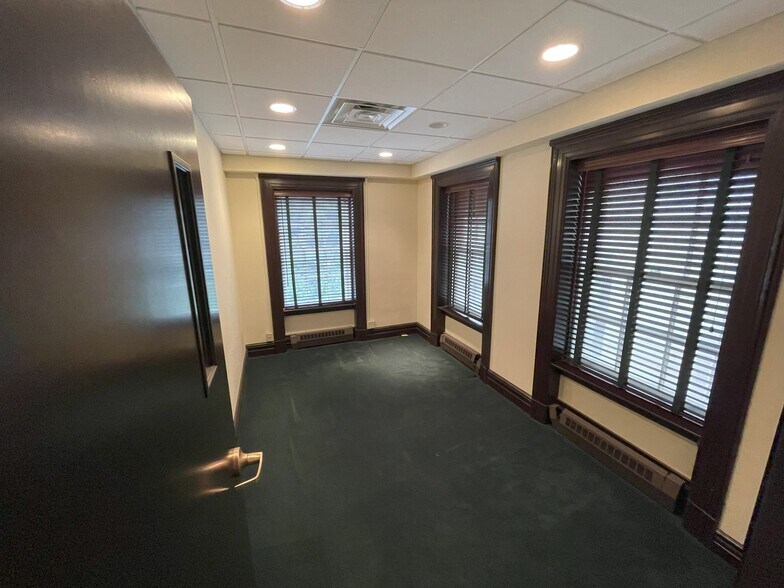 More Photos Of 19 Dove St, Albany Coworking Space