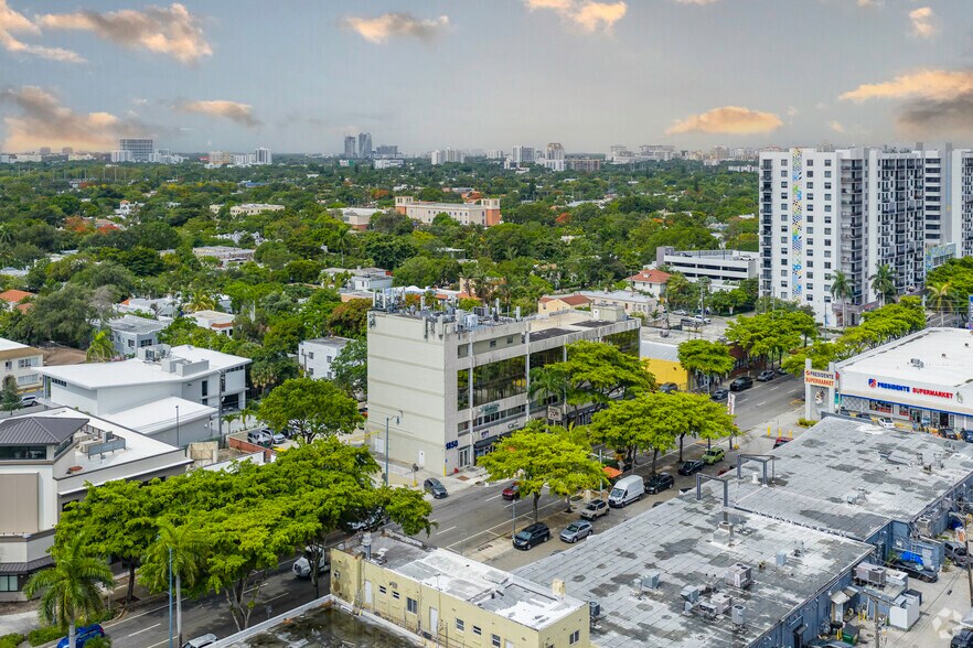 More Photos Of 1850 SW 8th St, Miami Office For Lease