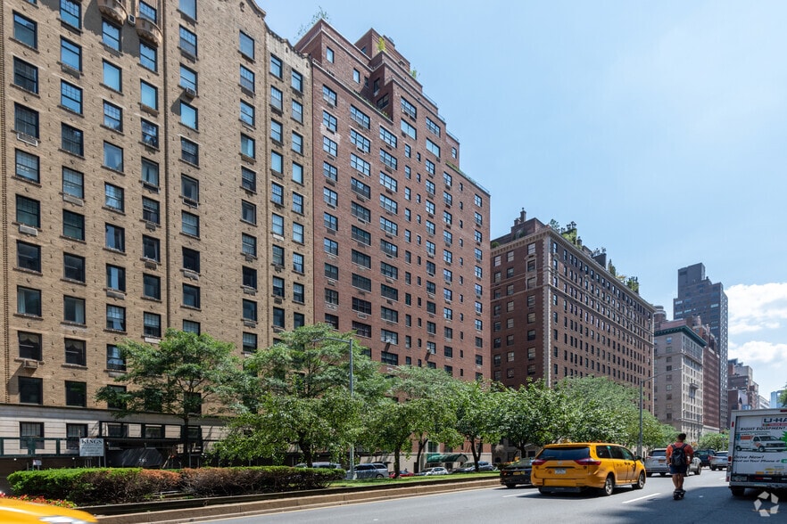 More Photos Of 785 Park Ave, New York Apartments For Sale
