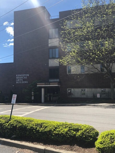 More Photos Of 368 Broadway, Kingston Office Residential For Sale