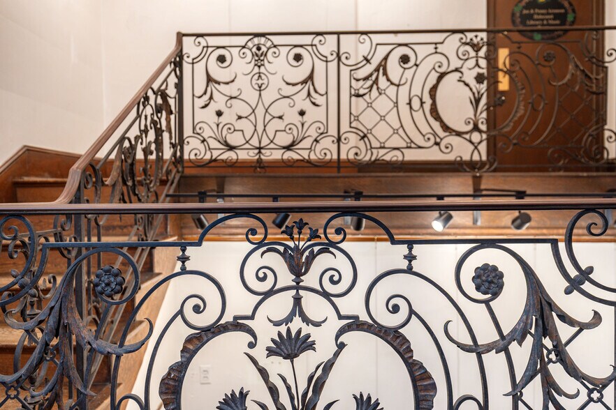 More Photos Of 190 Camp Hill Rd, Fort Washington Religious Facility For Lease