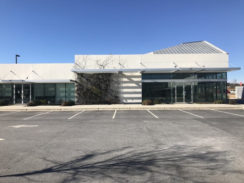More Photos Of 426 Exchange Blvd, Bethlehem Storefront For Lease