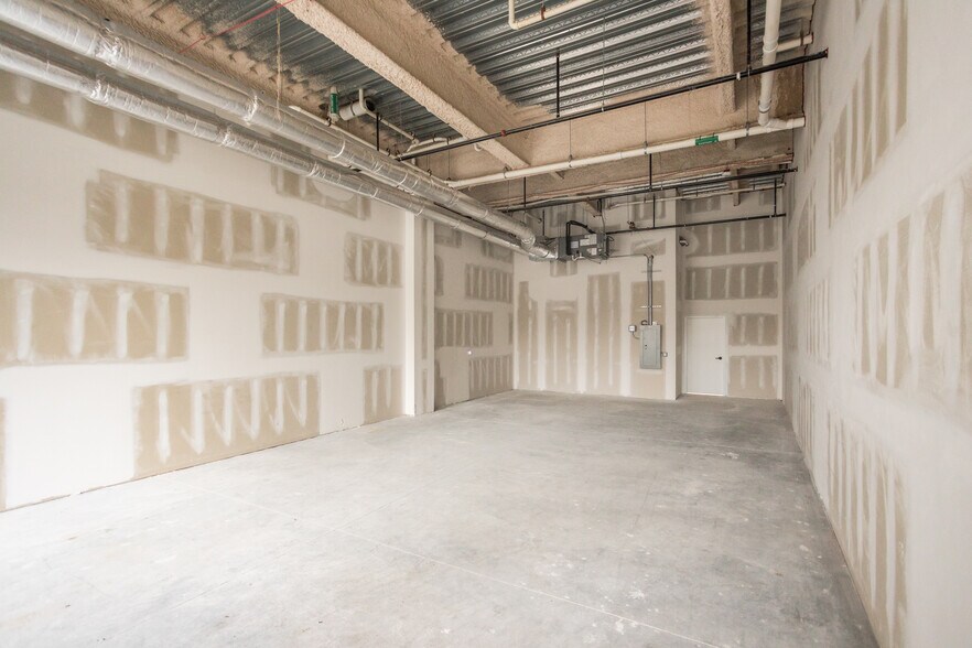 More Photos Of 3439 Woodward Ave, Detroit Apartments For Lease