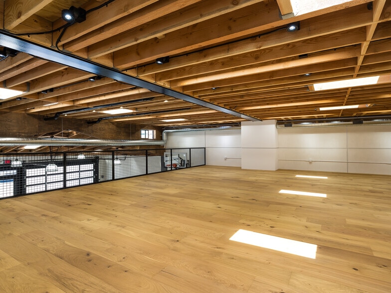 More Photos Of 131 Eucalyptus Dr, El Segundo Office For Lease