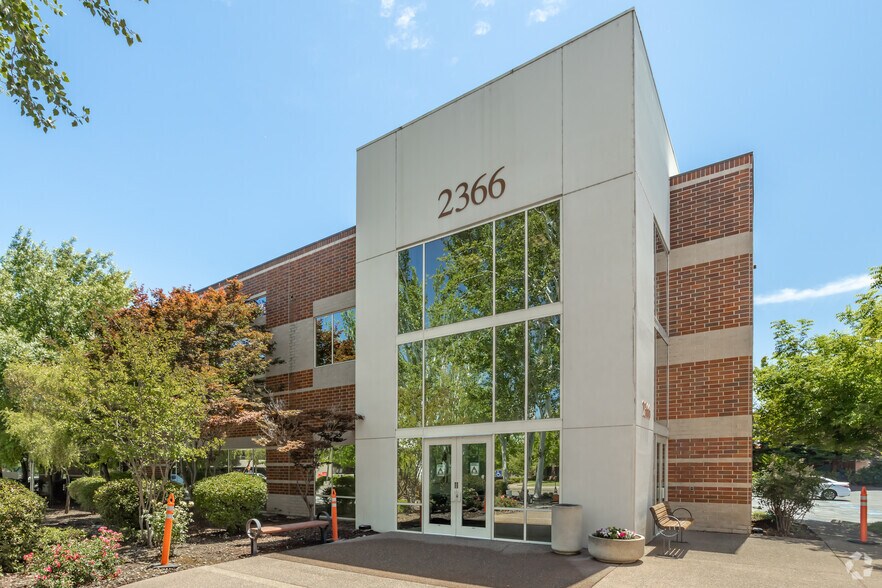 More Photos Of 2366 Gold Meadow Way, Gold River Loft Creative Space For Sale