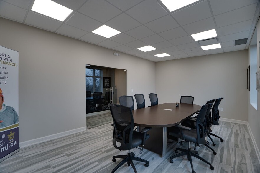 More Photos Of 200 Cachet Woods Crt, Markham Office For Lease