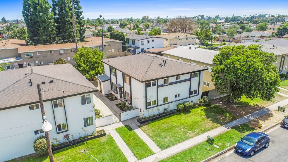 More Photos Of 10018 Foster Rd, Bellflower Apartments For Sale