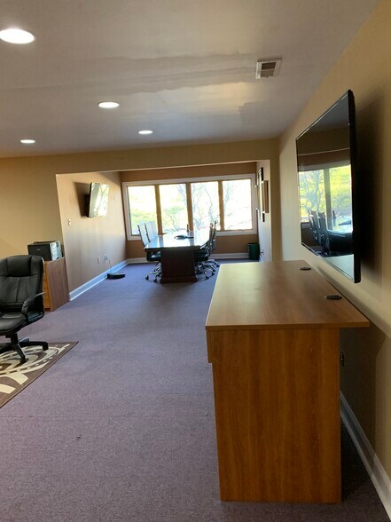 More Photos Of 3554 Hulmeville Rd, Bensalem Office For Sale