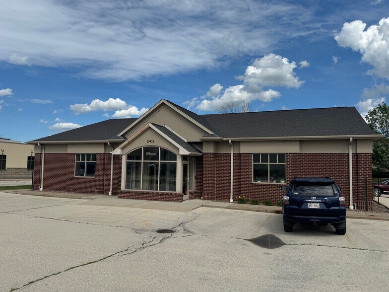 More Photos Of 2411 Holmgren Way, Green Bay Healthcare For Lease