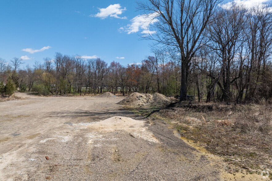 More Photos Of 470 Fairfield Rd, Freehold Land For Sale