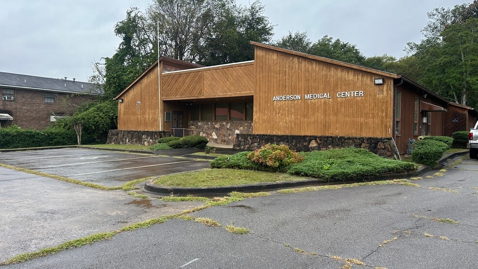 More Photos Of 812 S Main St, Cedartown Healthcare For Sale