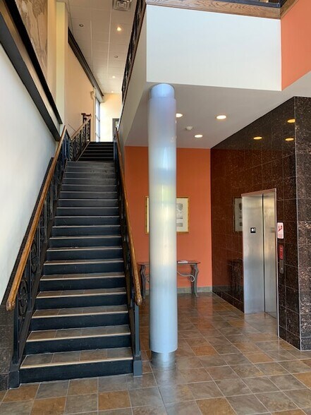 More Photos Of 54-60 E Bridge St, Morrisville Storefront Retail Office For Lease