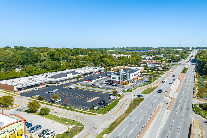 More Photos Of 10316-10412 Shawnee Mission Pky, Shawnee General Retail For Lease