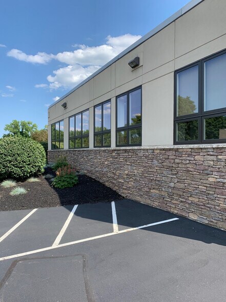 More Photos Of 7 Linden Park, Rochester Warehouse For Sale