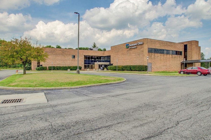 More Photos Of 7067 Tiffany Blvd, Youngstown Medical For Lease