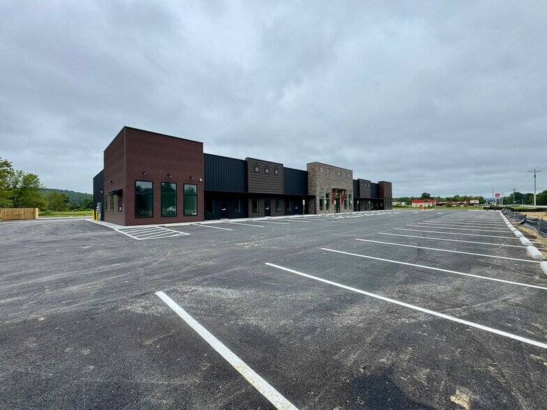 More Photos Of 2355 Center St, Fayetteville General Retail For Sale