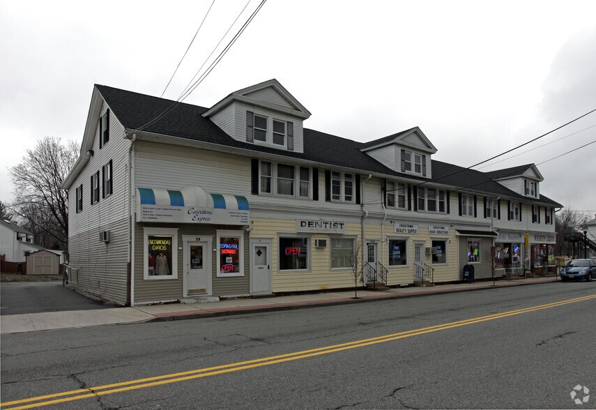 More Photos Of 29-41 N Main St, Wharton General Retail For Lease
