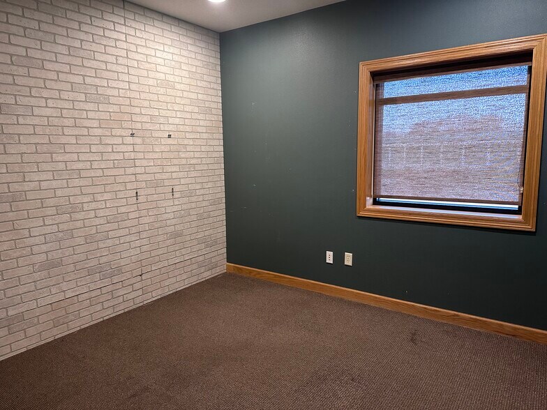 More Photos Of 23823-23865 67th Ave, Saint Cloud Light Distribution For Sale