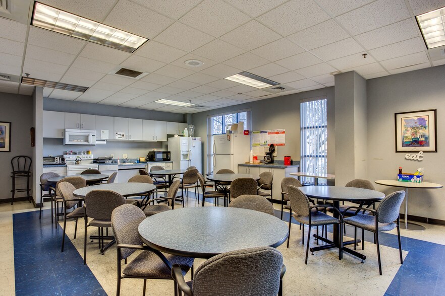 More Photos Of 44 Joseph Mills Dr, Fredericksburg Manufacturing For Lease