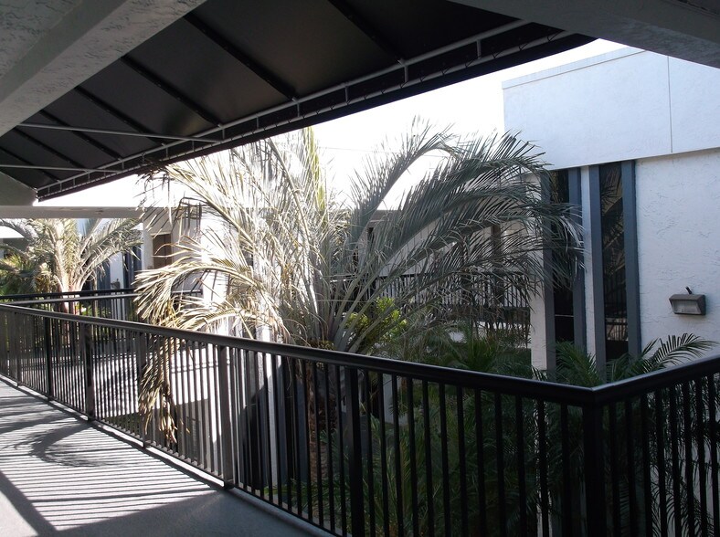 More Photos Of 2828 S Seacrest Blvd, Boynton Beach Medical For Lease