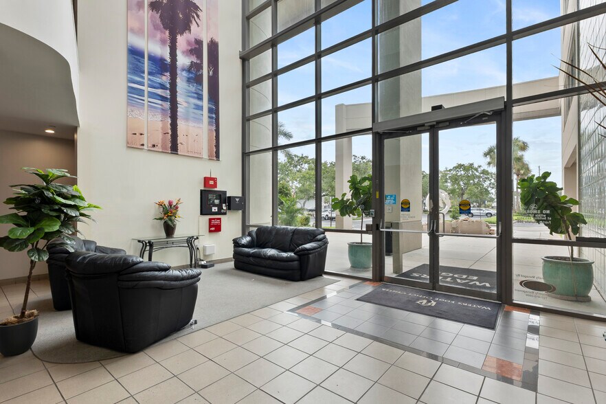 More Photos Of 2963 Gulf To Bay Blvd, Clearwater Office For Lease