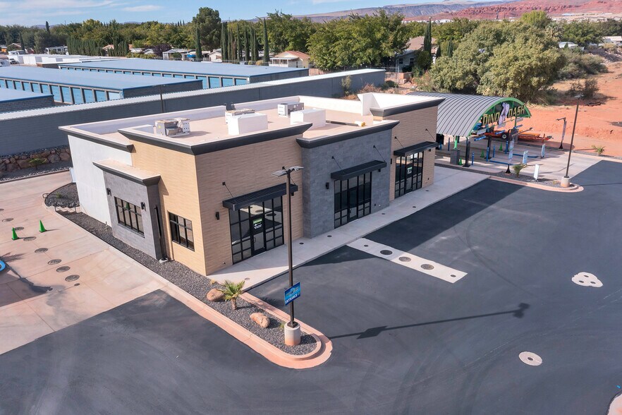 More Photos Of 147 Washington Pkwy, Washington Restaurant For Lease