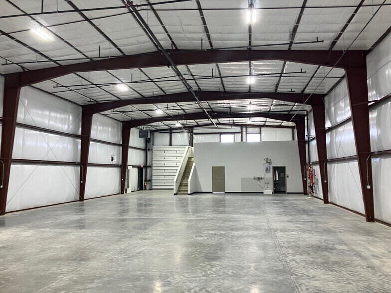 More Photos Of 3270 N Black Butte Ct, Nampa Warehouse For Lease