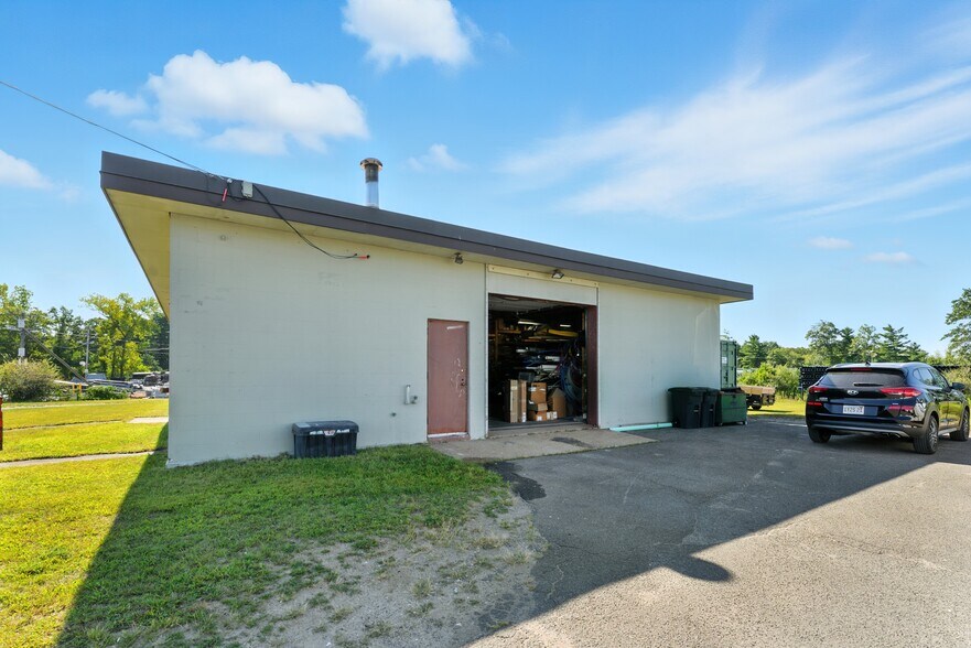 More Photos Of 23 Oregon Rd, Ludlow Industrial For Sale