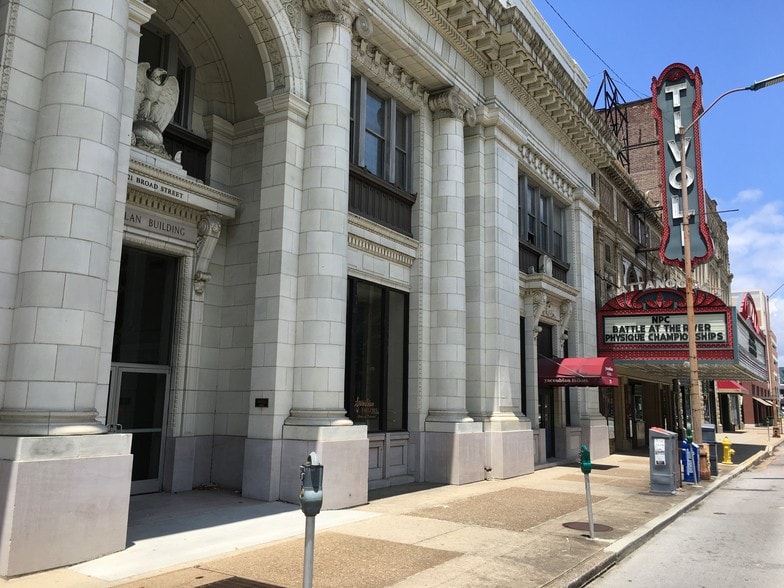 More Photos Of 721 Broad St, Chattanooga Apartments For Sale