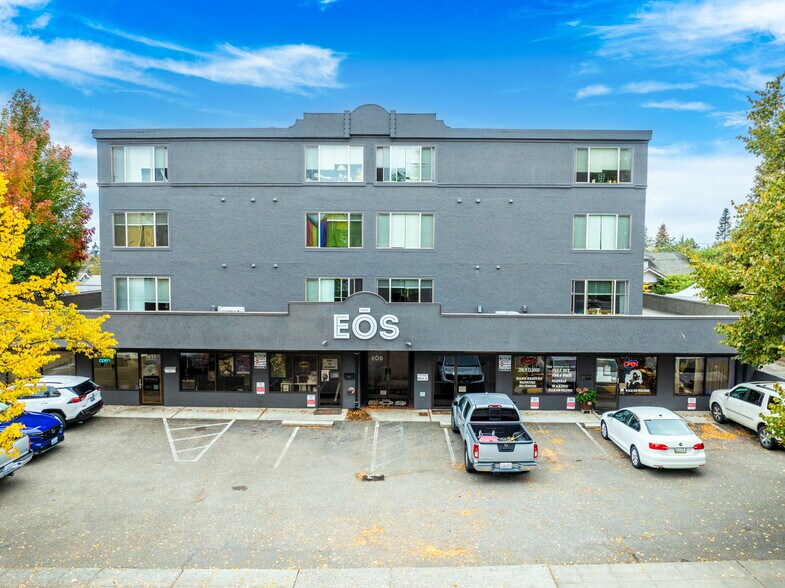 More Photos Of 5631 California Ave SW, Seattle Apartments For Sale
