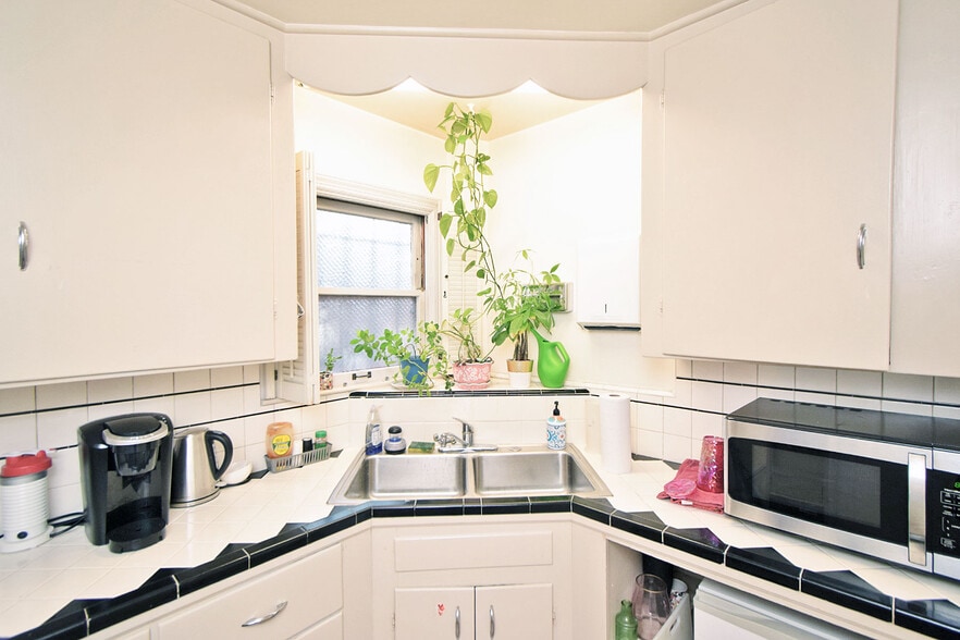 More Photos Of 770 Mill St, Reno Medical For Sale