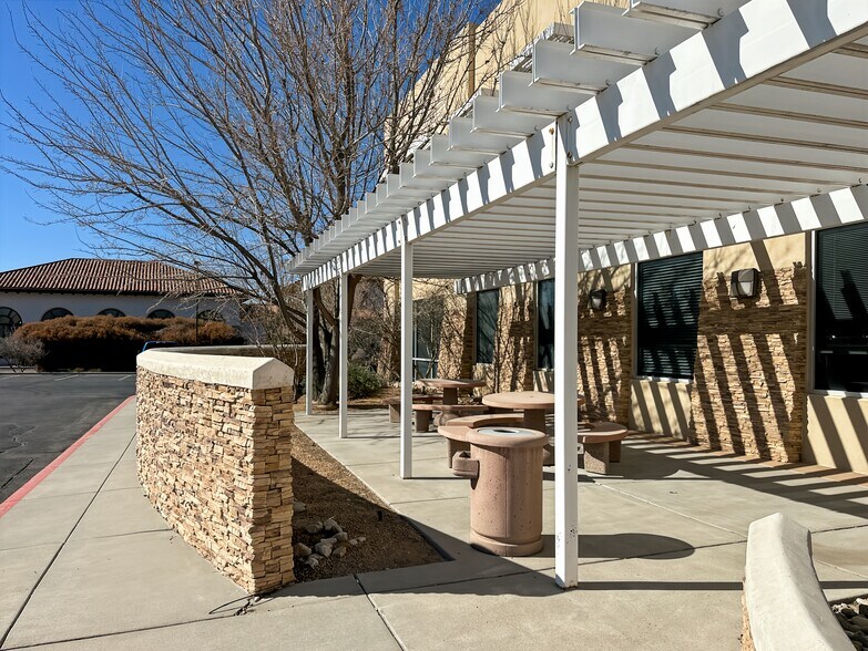 More Photos Of 4801 Lang Ave NE, Albuquerque Coworking Space