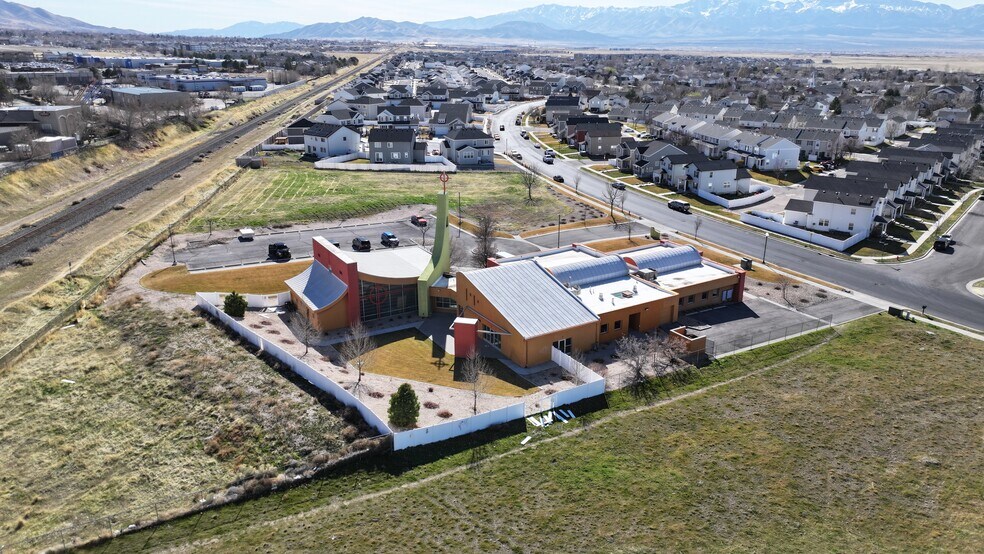 More Photos Of 1784 N Aaron Dr, Tooele Office For Sale