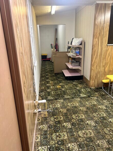 More Photos Of 205 E 16th St, Alma Office For Sale