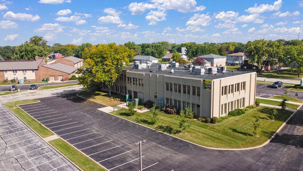 More Photos Of 507 W Kendall Dr, Yorkville Medical For Lease