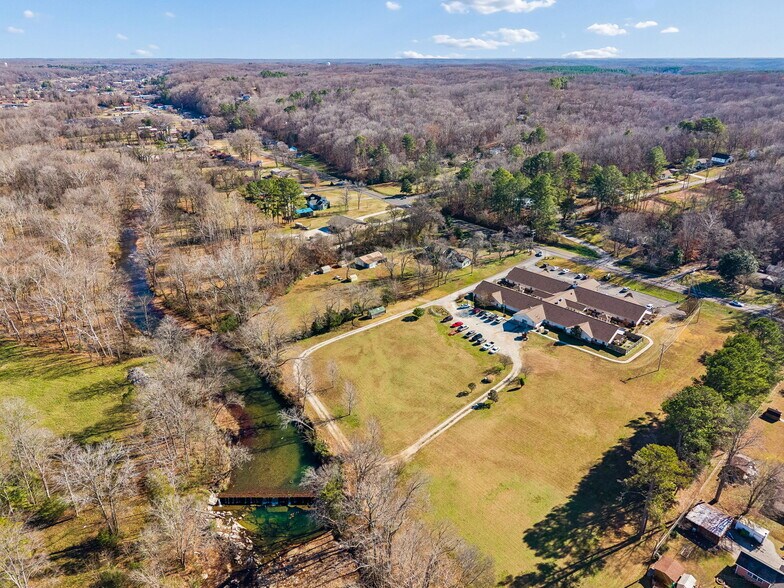 More Photos Of 811 W Main St, Waverly Healthcare For Sale