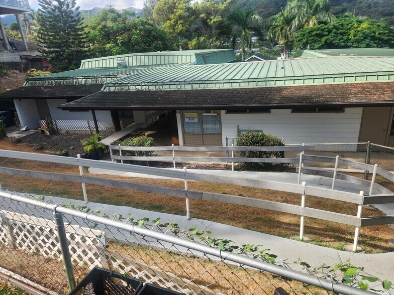 Primary Photo Of 1425 Keolu Dr, Kailua Religious Facility For Lease