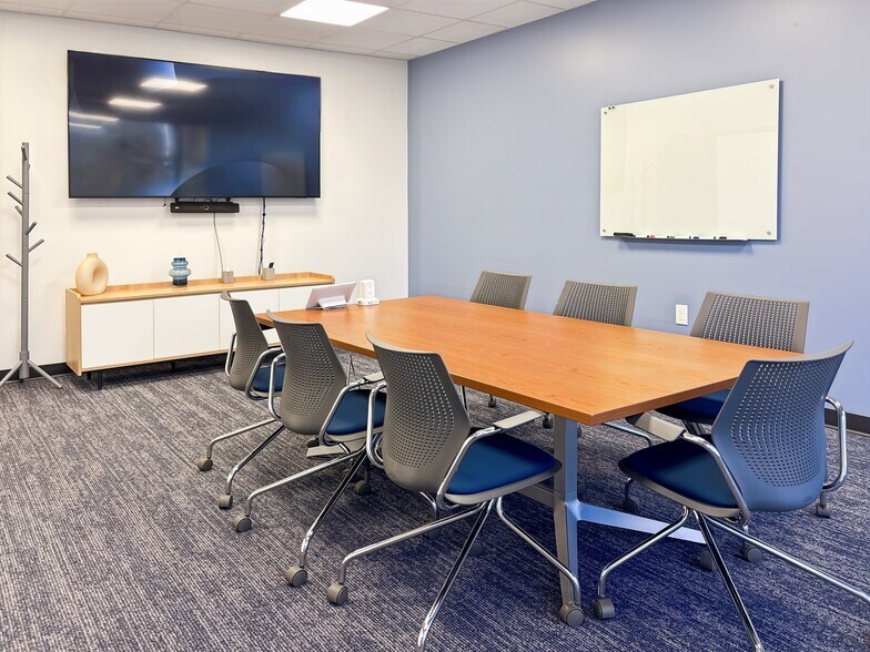 More Photos Of 3100 Cottage Hill Rd, Mobile Coworking Space