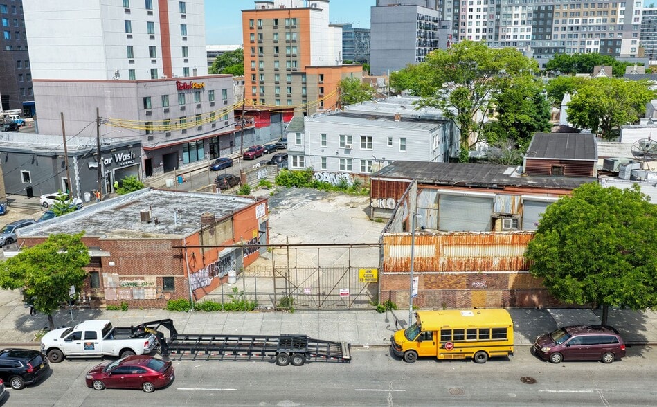 More Photos Of 147-17 Liberty Ave, Jamaica Warehouse For Sale