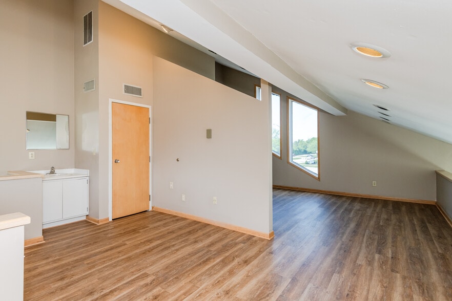 More Photos Of 6750 Brandt Pike, Huber Heights Medical For Lease