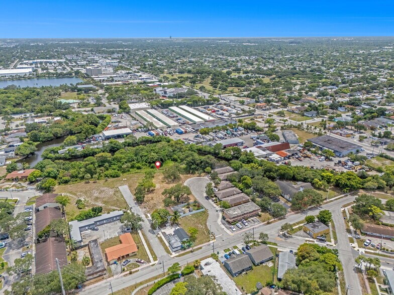 More Photos Of 700 Harris Ter, Fort Lauderdale Land For Sale