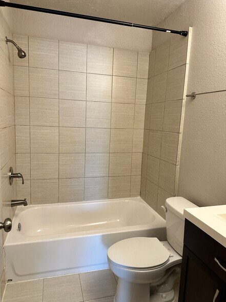 More Photos Of 214 Randolph St, Atlanta Apartments For Sale