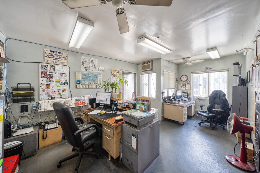 More Photos Of 4320 W Pico Blvd, Los Angeles Auto Repair For Sale