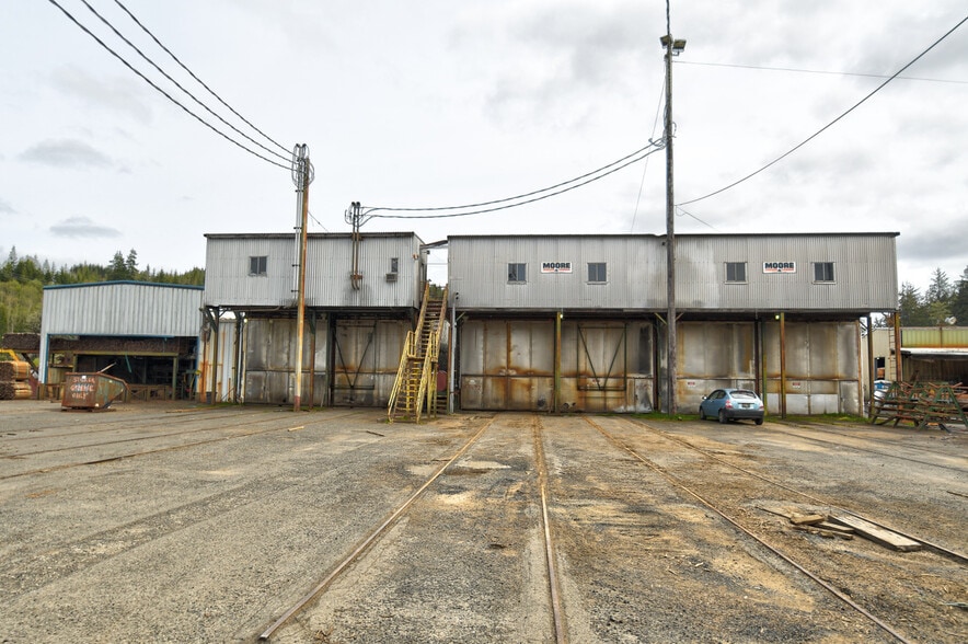 More Photos Of 98 US Highway 101 Hwy, Hoquiam Lumberyard For Sale