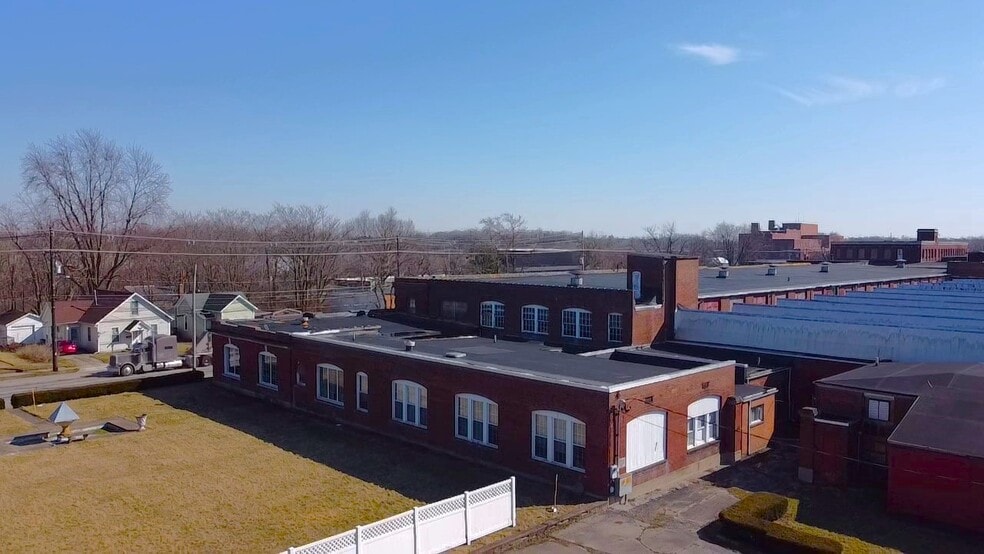 More Photos Of 750 S Main St, Piqua Manufacturing For Sale