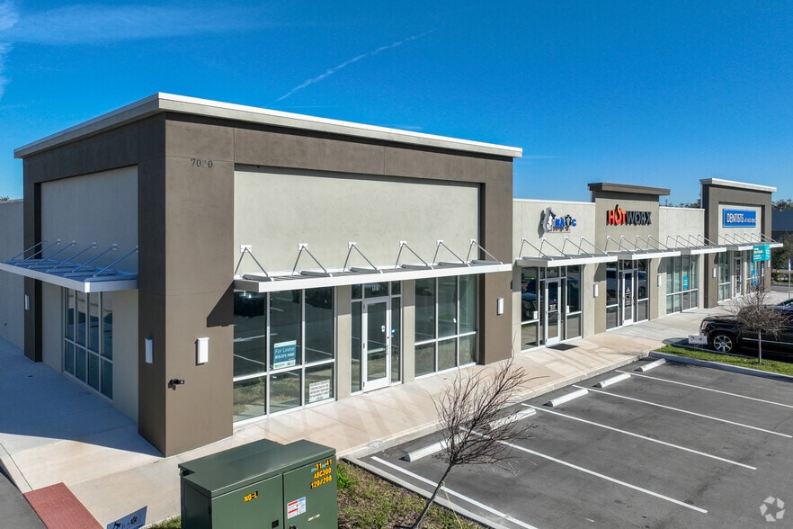 More Photos Of 7020 Big Bend Rd, Gibsonton General Retail For Lease