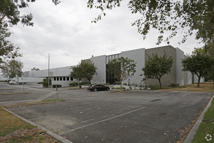 Primary Photo Of 13012 Midway Pl, Cerritos Warehouse For Lease